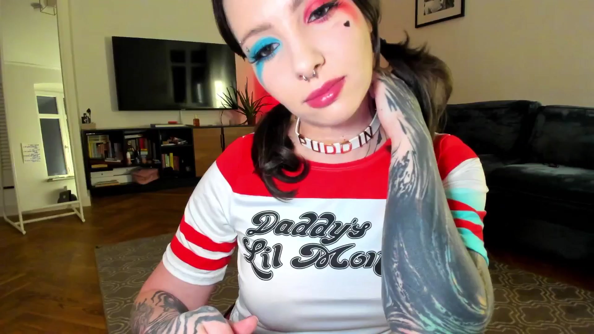 Gallery image thumbnail from KaiOnline's myfreecams stream on, 10/22/2025, 17:44 image 16 of 20
