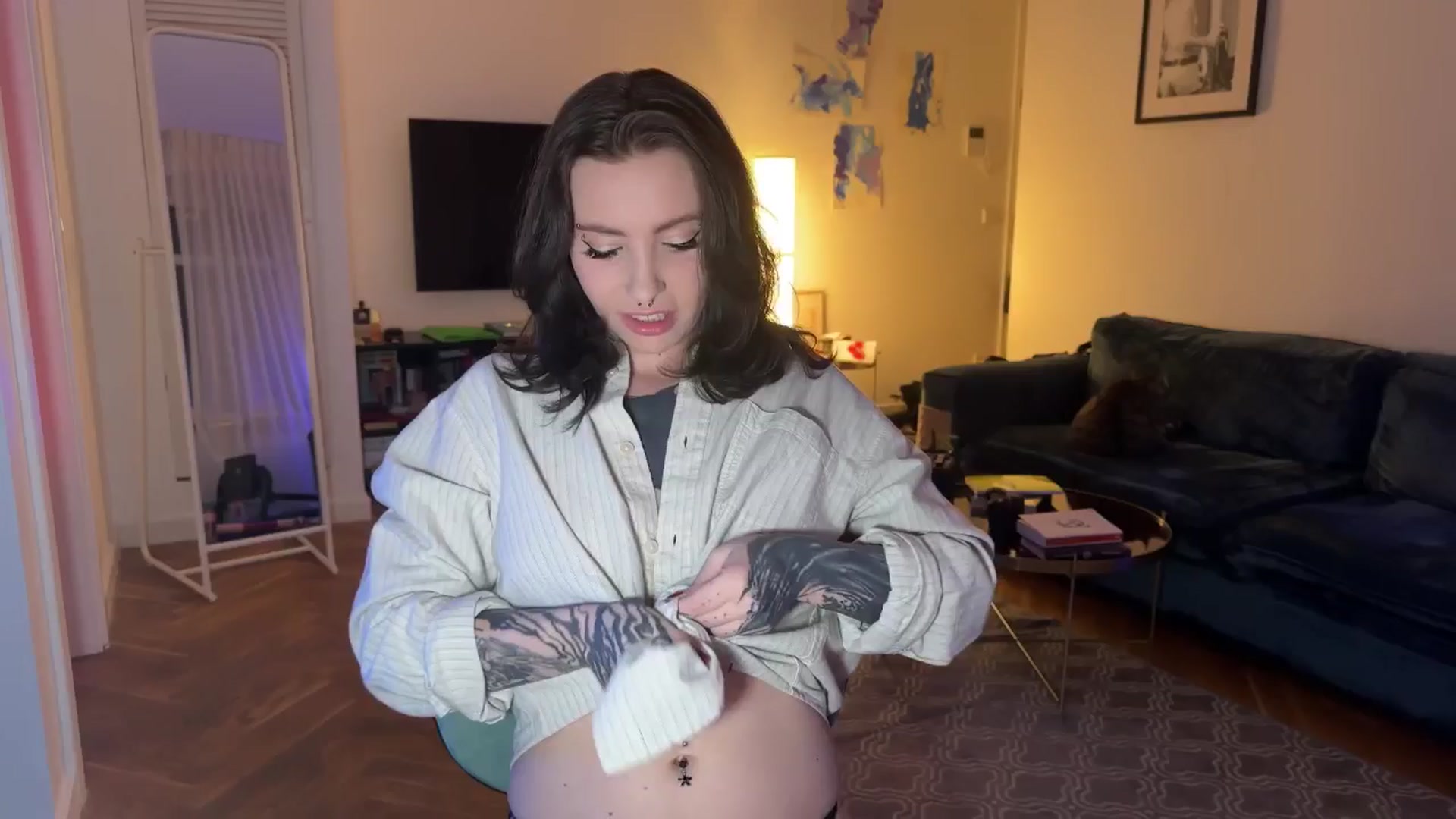 Gallery image thumbnail from KaiOnline's myfreecams stream on, 10/28/2025, 23:12 image 15 of 20