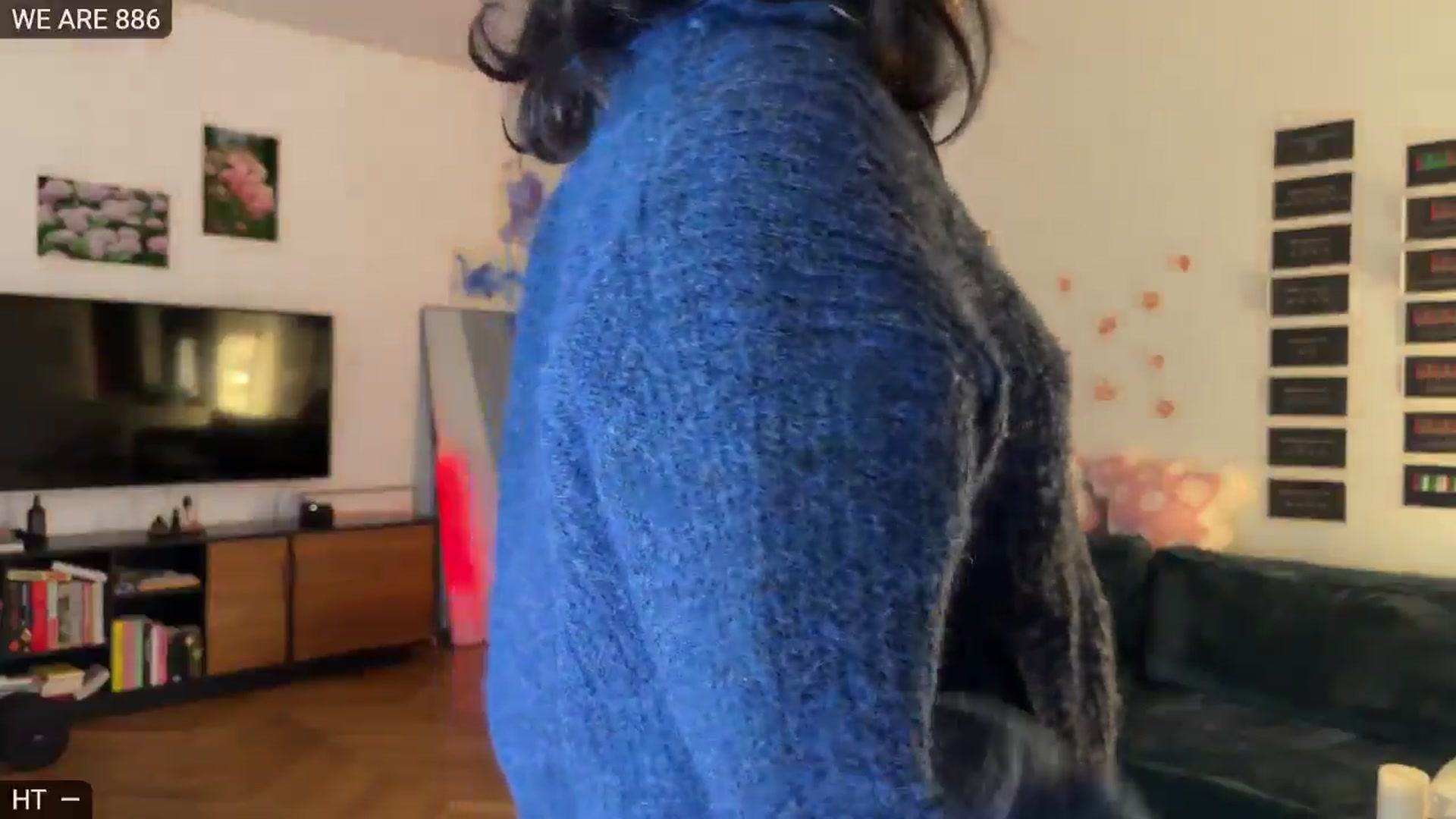 Gallery image thumbnail from KaiOnline's myfreecams stream on, 12/25/2025, 22:54 image 7 of 20