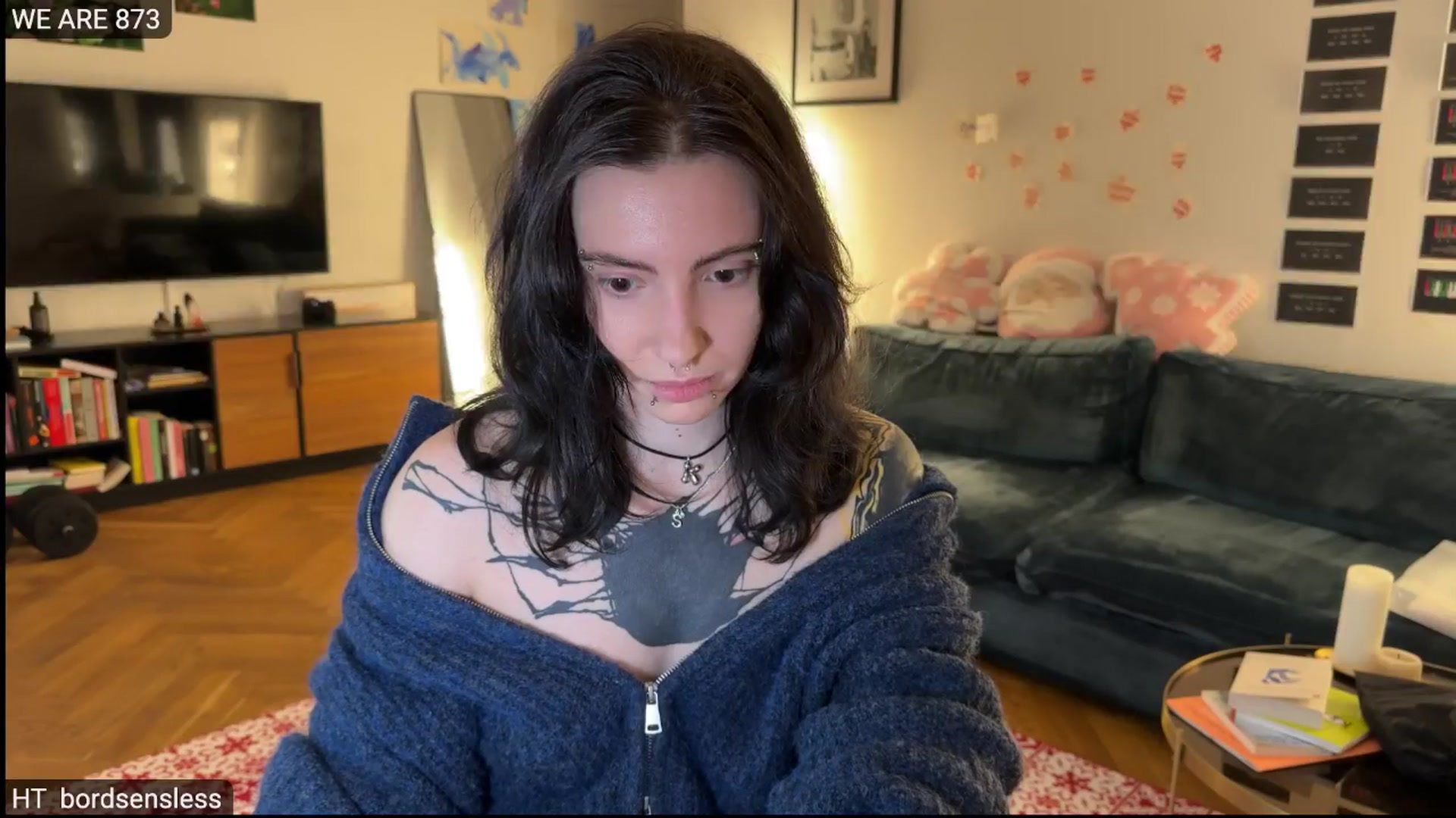 Gallery image thumbnail from KaiOnline's myfreecams stream on, 12/25/2025, 22:54 image 13 of 20