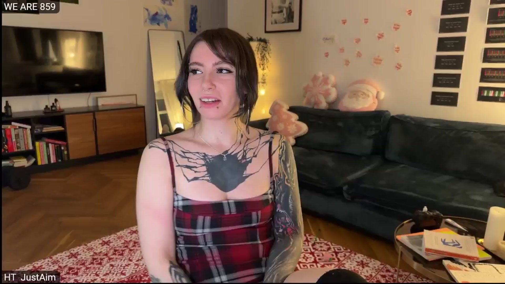 Gallery image thumbnail from KaiOnline's myfreecams stream on, 12/27/2025, 23:40 image 9 of 20