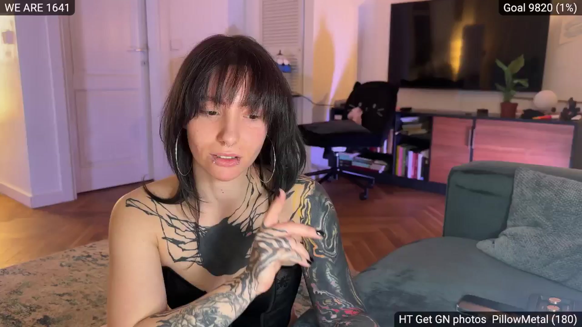 Gallery image thumbnail from KaiOnline's myfreecams stream on, 04/13/2026, 22:23 image 19 of 20