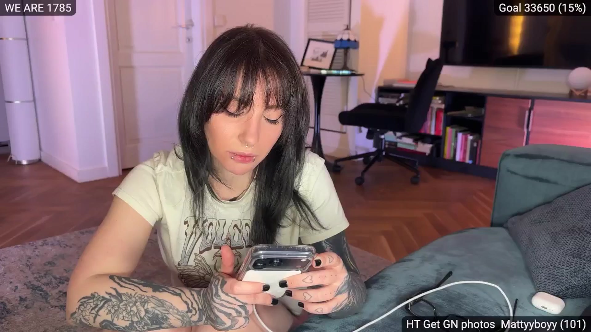 Gallery image thumbnail from KaiOnline's myfreecams stream on, 04/27/2026, 24:06 image 4 of 20