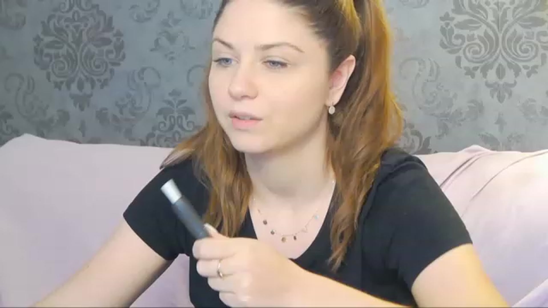 Gallery image thumbnail from Kaida_Ice's myfreecams stream on, 11/24/2022, 10:36 image 11 of 20