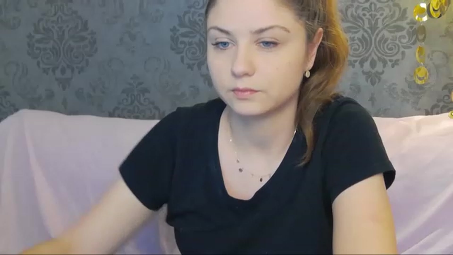 Gallery image thumbnail from Kaida_Ice's myfreecams stream on, 11/25/2022, 12:36 image 16 of 20