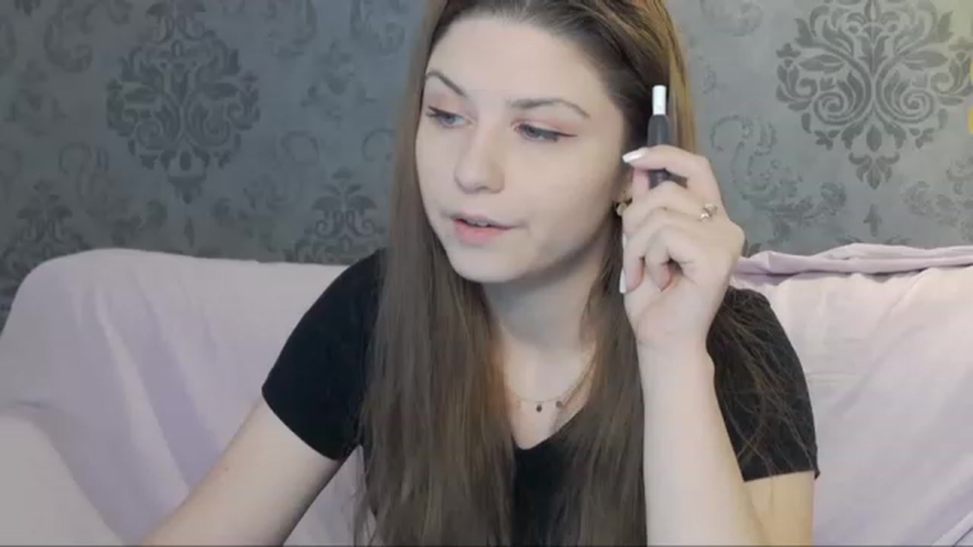 Gallery image thumbnail from Kaida_Ice's myfreecams stream on, 11/27/2022, 12:23 image 5 of 20