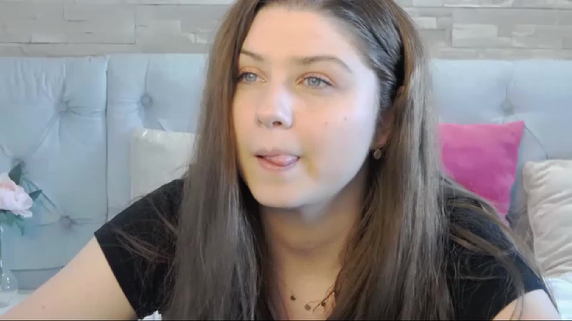 Gallery image thumbnail from Kaida_Ice's myfreecams stream on, 01/30/2023, 12:53 image 10 of 20