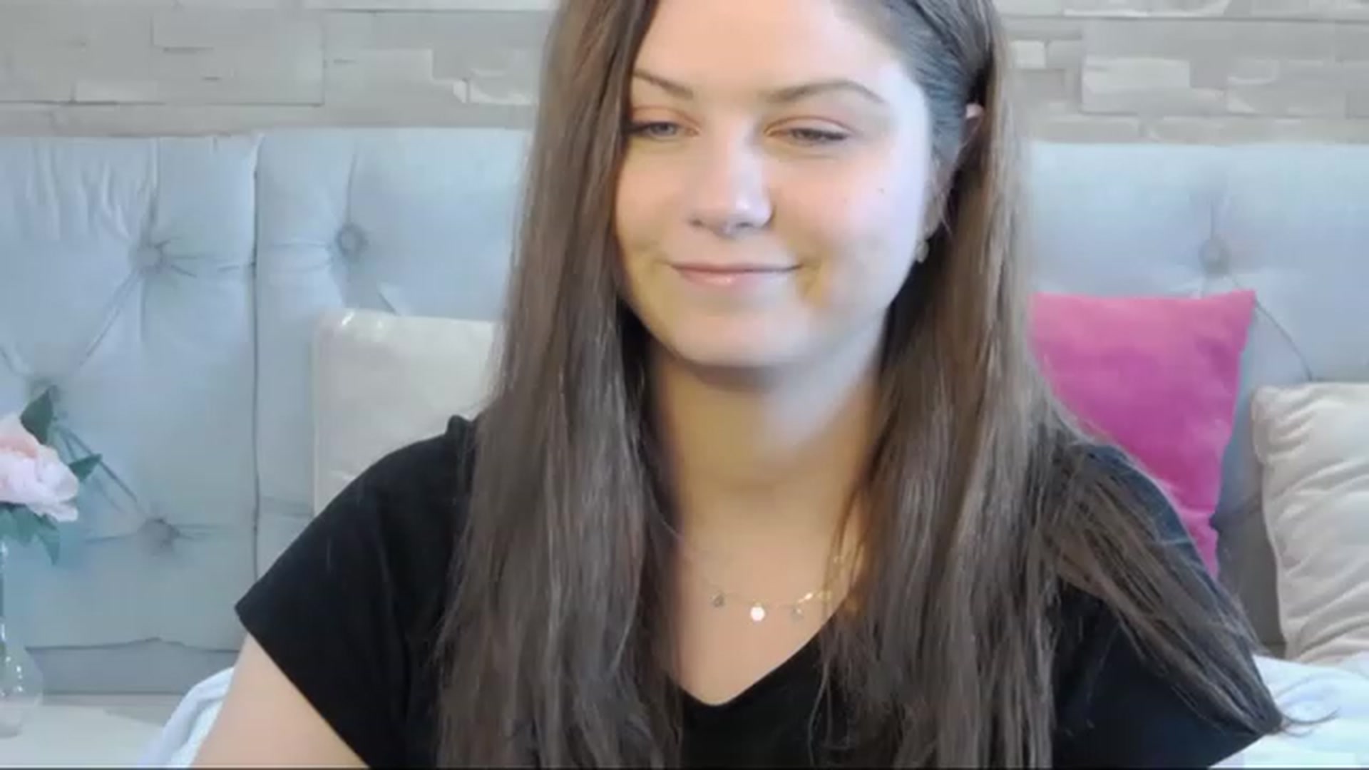 Gallery image thumbnail from Kaida_Ice's myfreecams stream on, 01/30/2023, 12:53 image 17 of 20