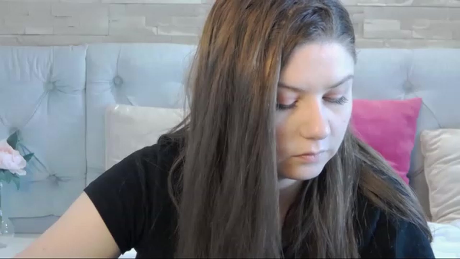 Gallery image thumbnail from Kaida_Ice's myfreecams stream on, 01/30/2023, 12:53 image 14 of 20