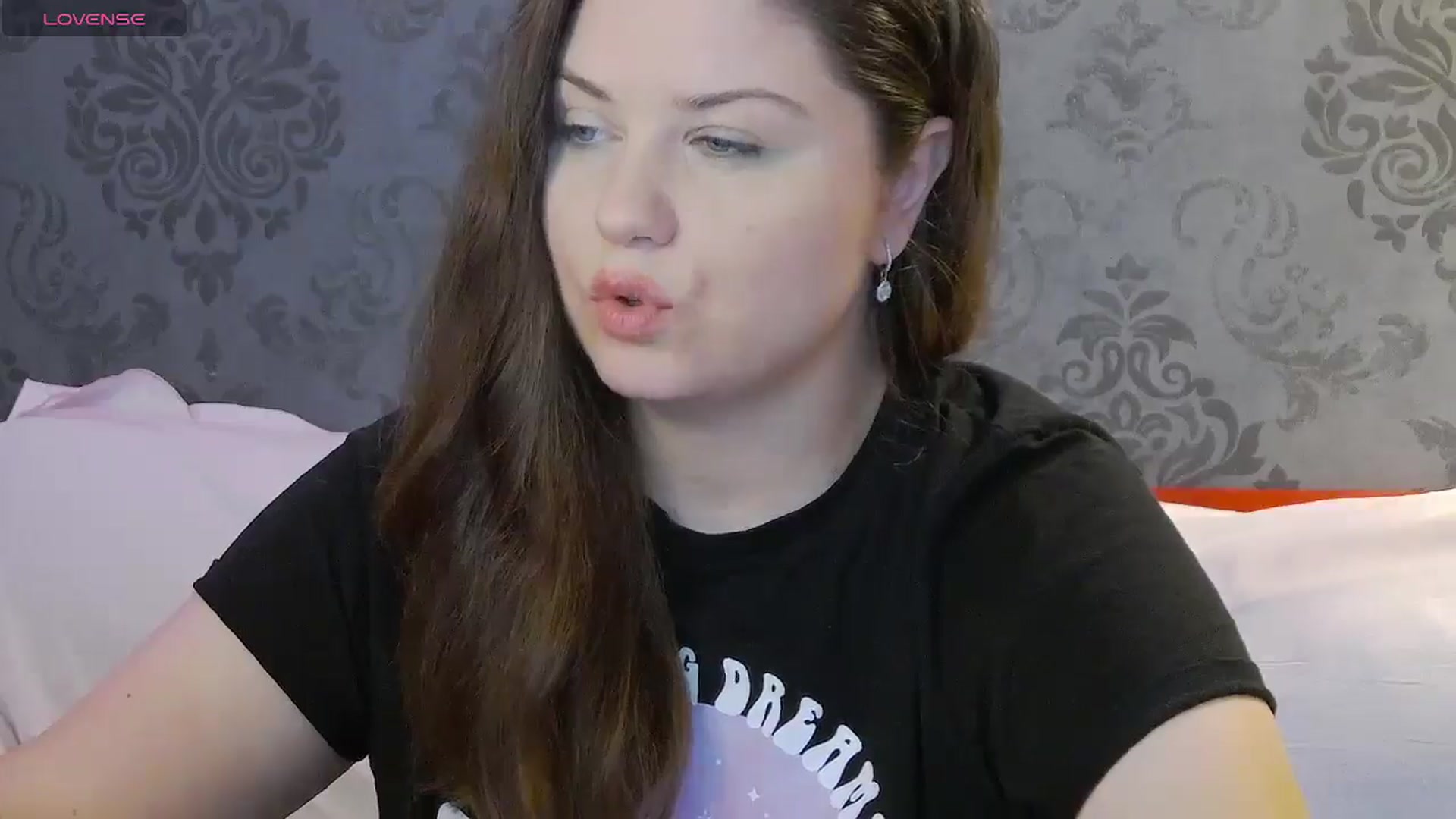 Gallery image thumbnail from Kaida_Ice's myfreecams stream on, 11/21/2024, 12:13 image 7 of 20