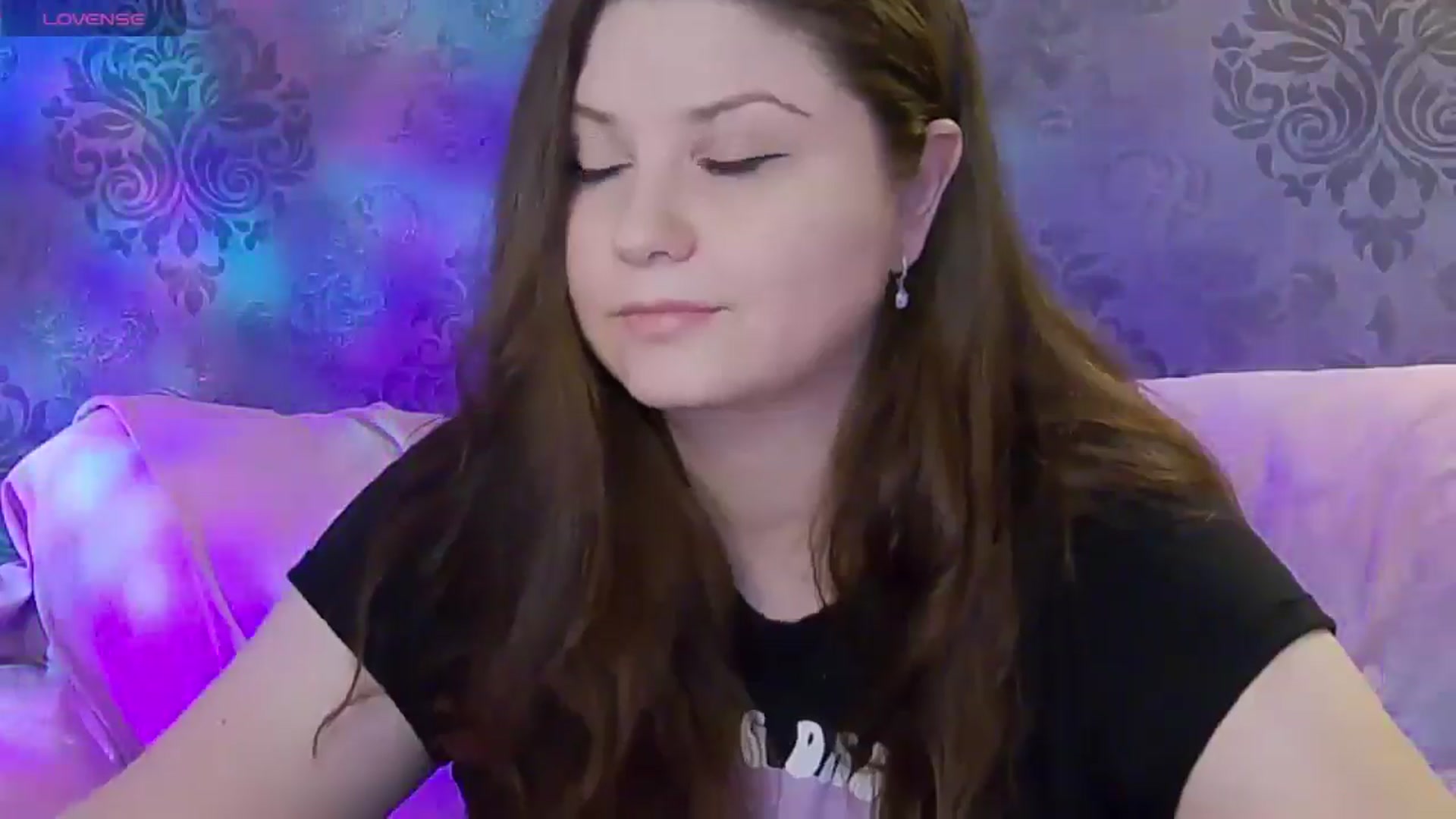 Gallery image thumbnail from Kaida_Ice's myfreecams stream on, 12/30/2024, 13:00 image 5 of 20