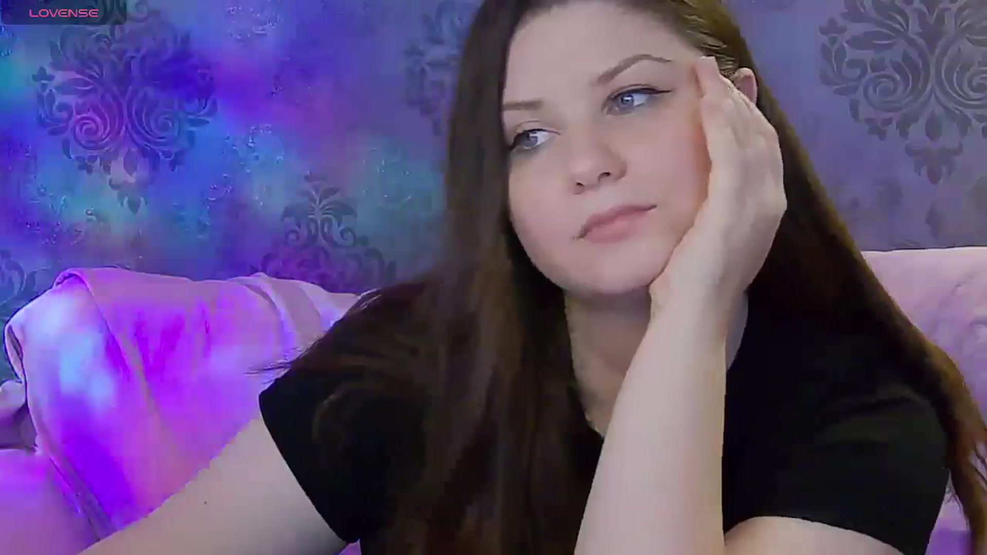 Gallery image thumbnail from Kaida_Ice's myfreecams stream on, 12/30/2024, 13:00 image 14 of 20