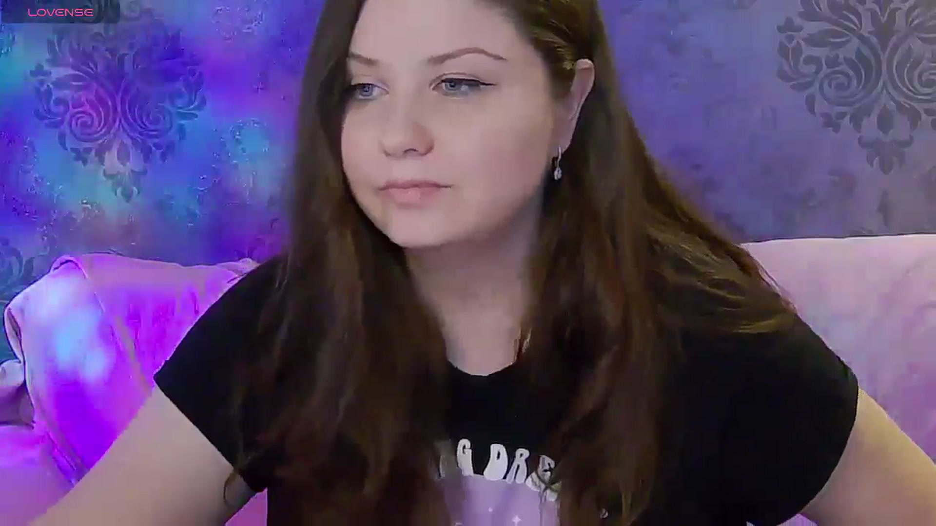 Gallery image thumbnail from Kaida_Ice's myfreecams stream on, 12/30/2024, 13:00 image 6 of 20
