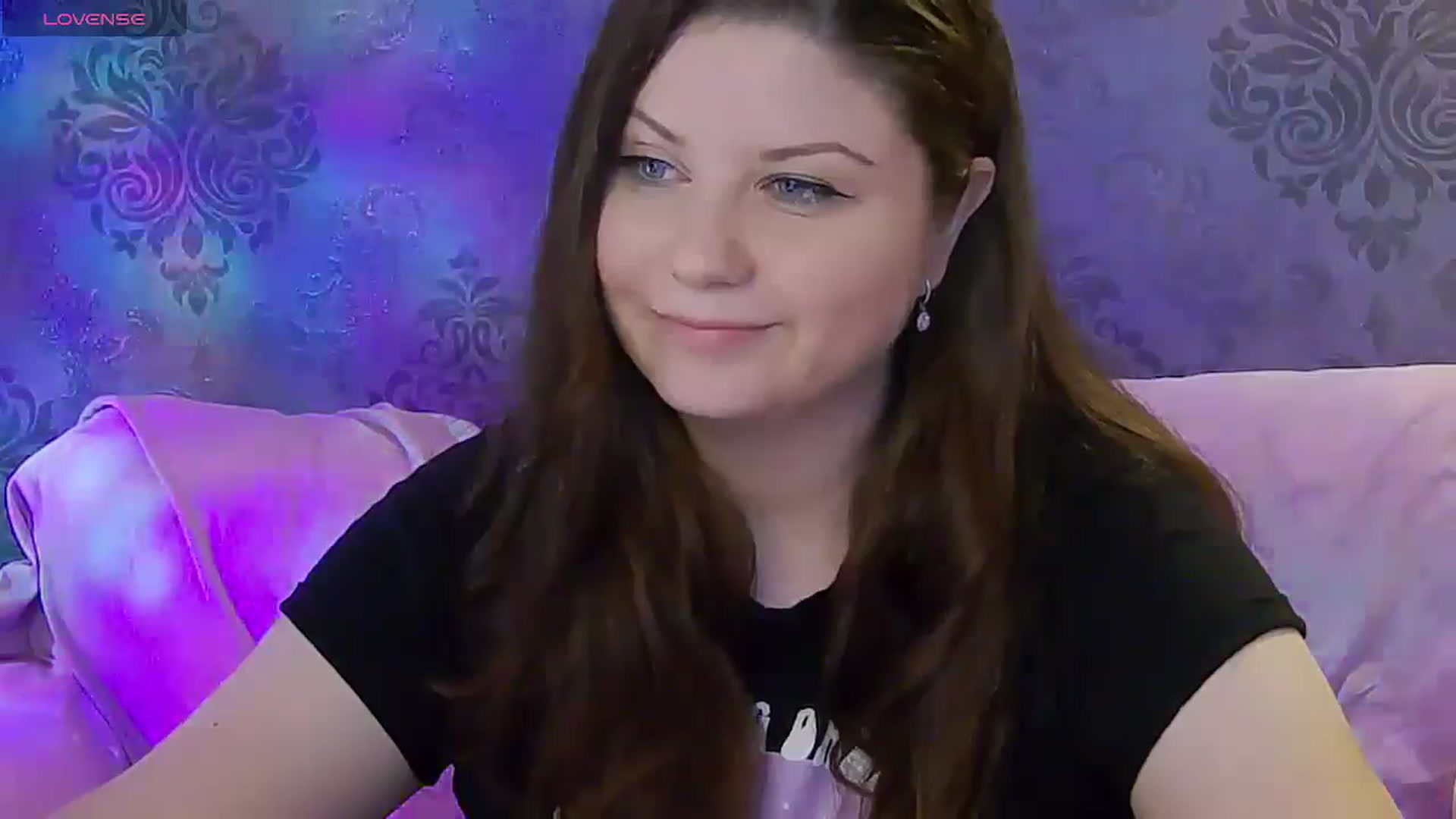 Gallery image thumbnail from Kaida_Ice's myfreecams stream on, 12/30/2024, 13:00 image 10 of 20