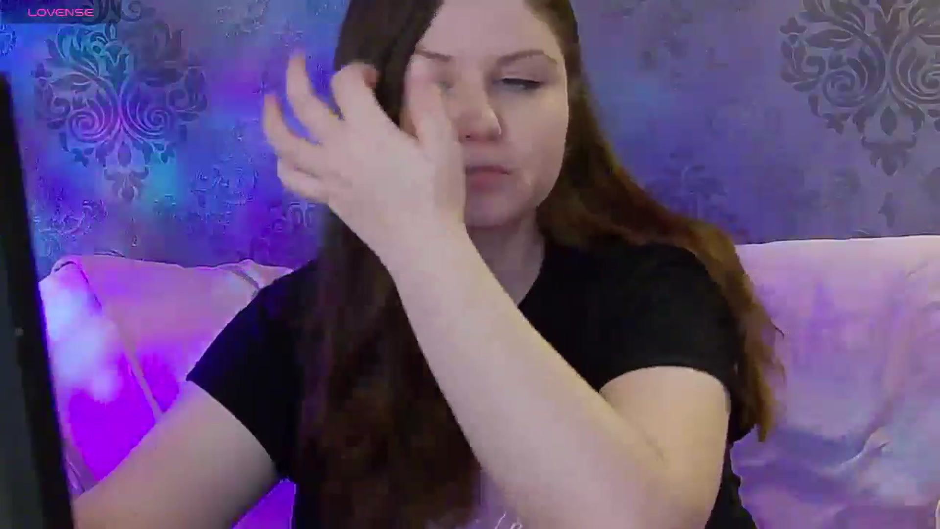 Gallery image thumbnail from Kaida_Ice's myfreecams stream on, 12/30/2024, 13:00 image 18 of 20