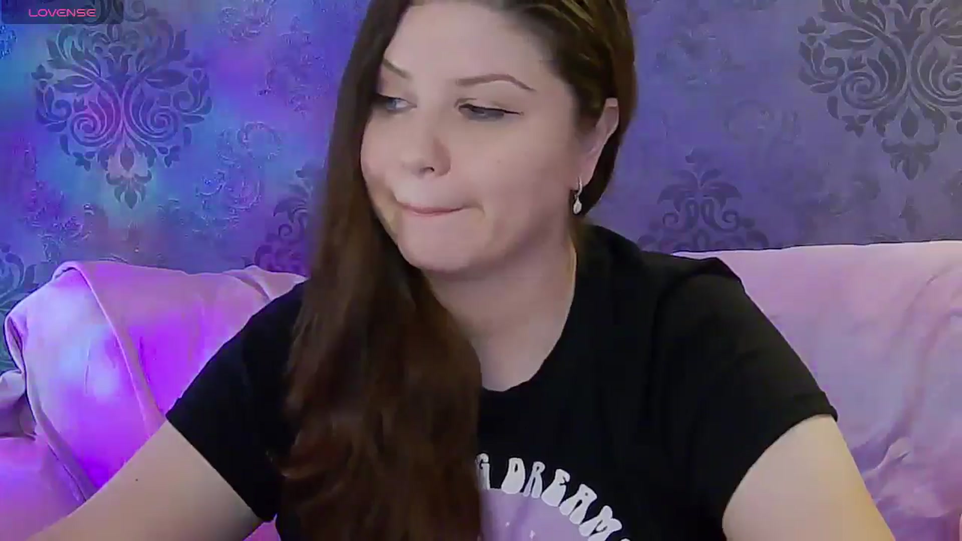 Gallery image thumbnail from Kaida_Ice's myfreecams stream on, 12/30/2024, 13:00 image 12 of 20