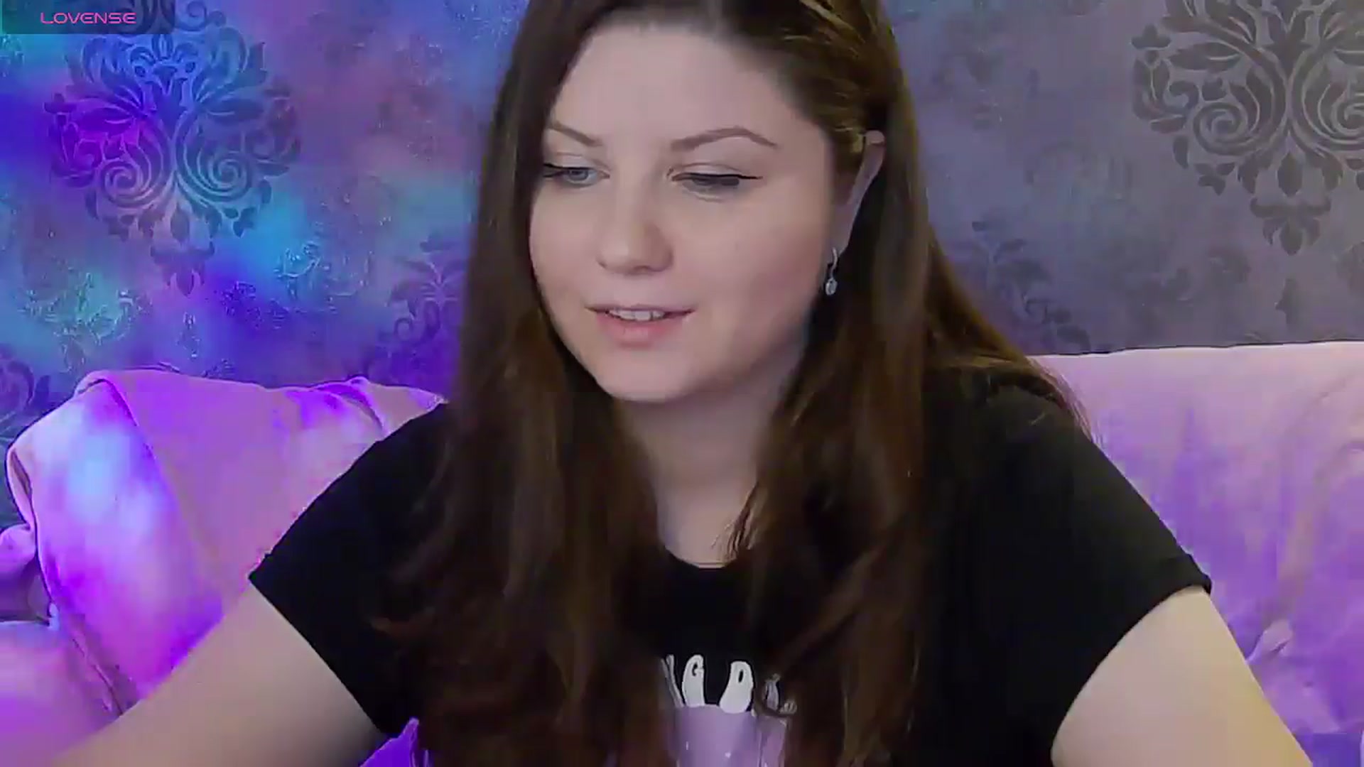 Gallery image thumbnail from Kaida_Ice's myfreecams stream on, 12/30/2024, 13:00 image 9 of 20
