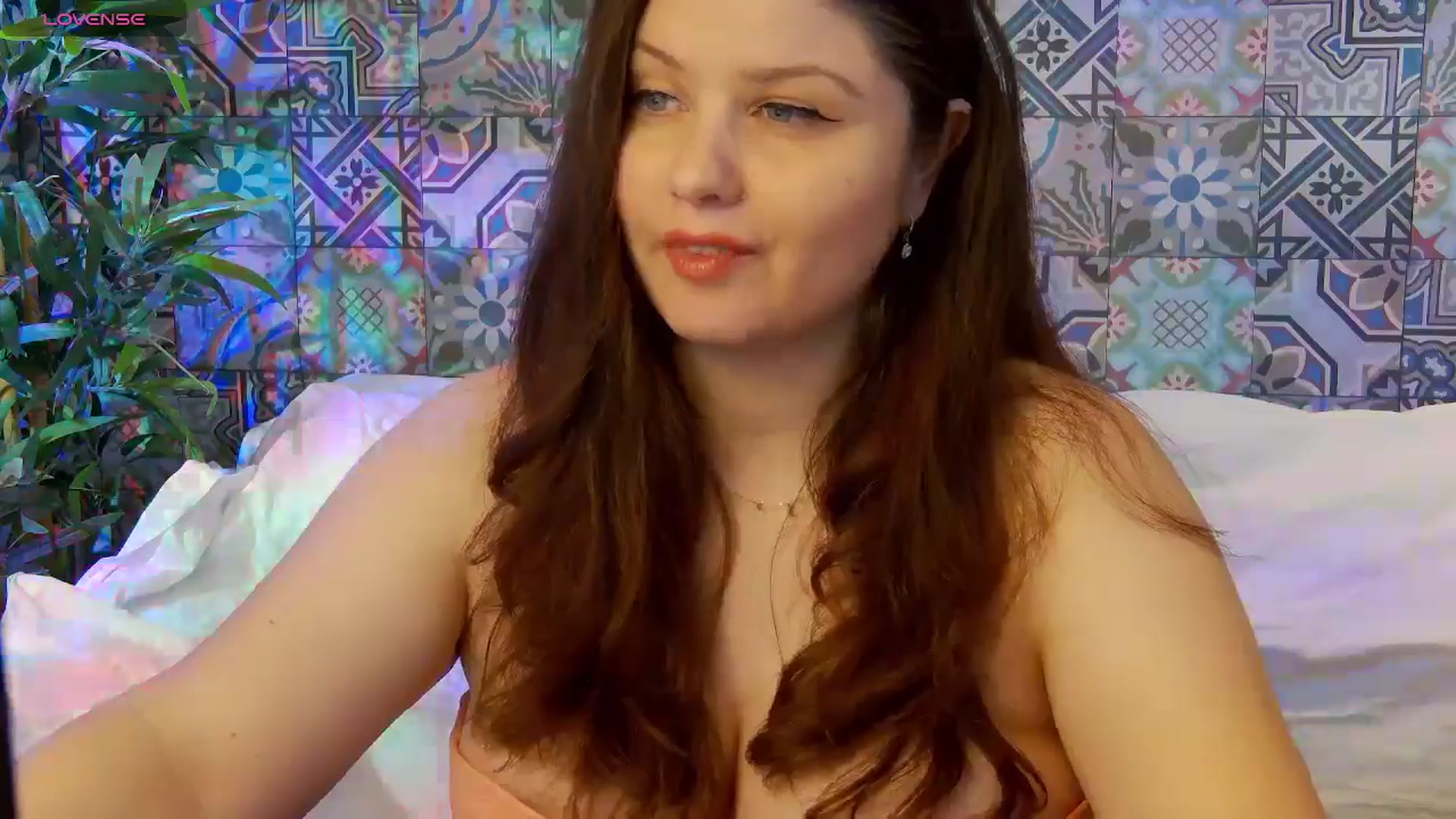 Gallery image thumbnail from Kaida_Ice's myfreecams stream on, 02/19/2025, 15:42 image 2 of 20