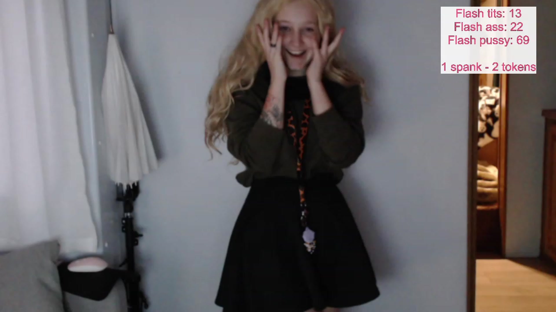 Gallery image thumbnail from Kaikitten2002's myfreecams stream on, 11/15/2022, 24:19 image 20 of 20