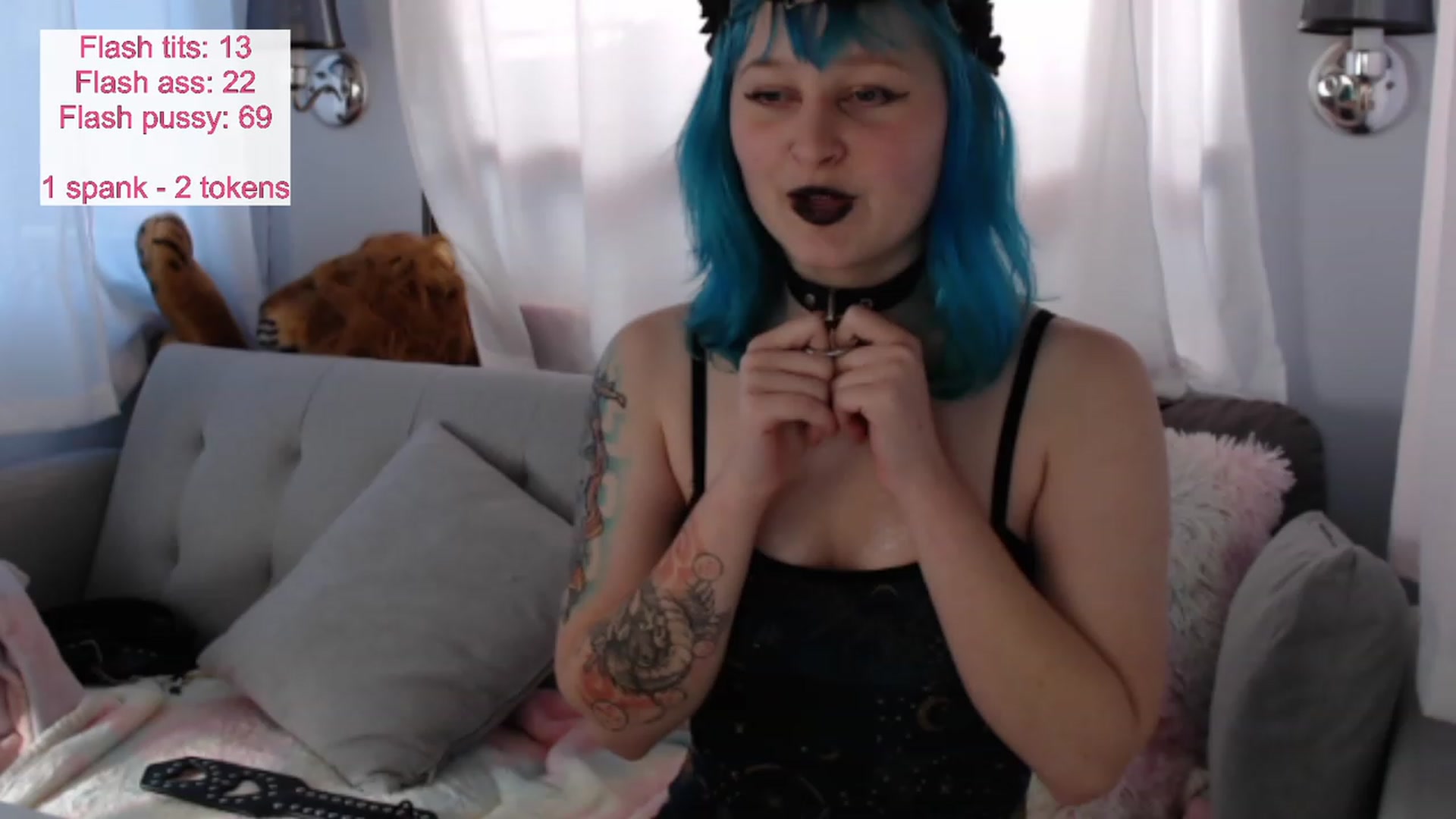 Gallery image thumbnail from Kaikitten2002's myfreecams stream on, 12/19/2022, 21:49 image 13 of 20