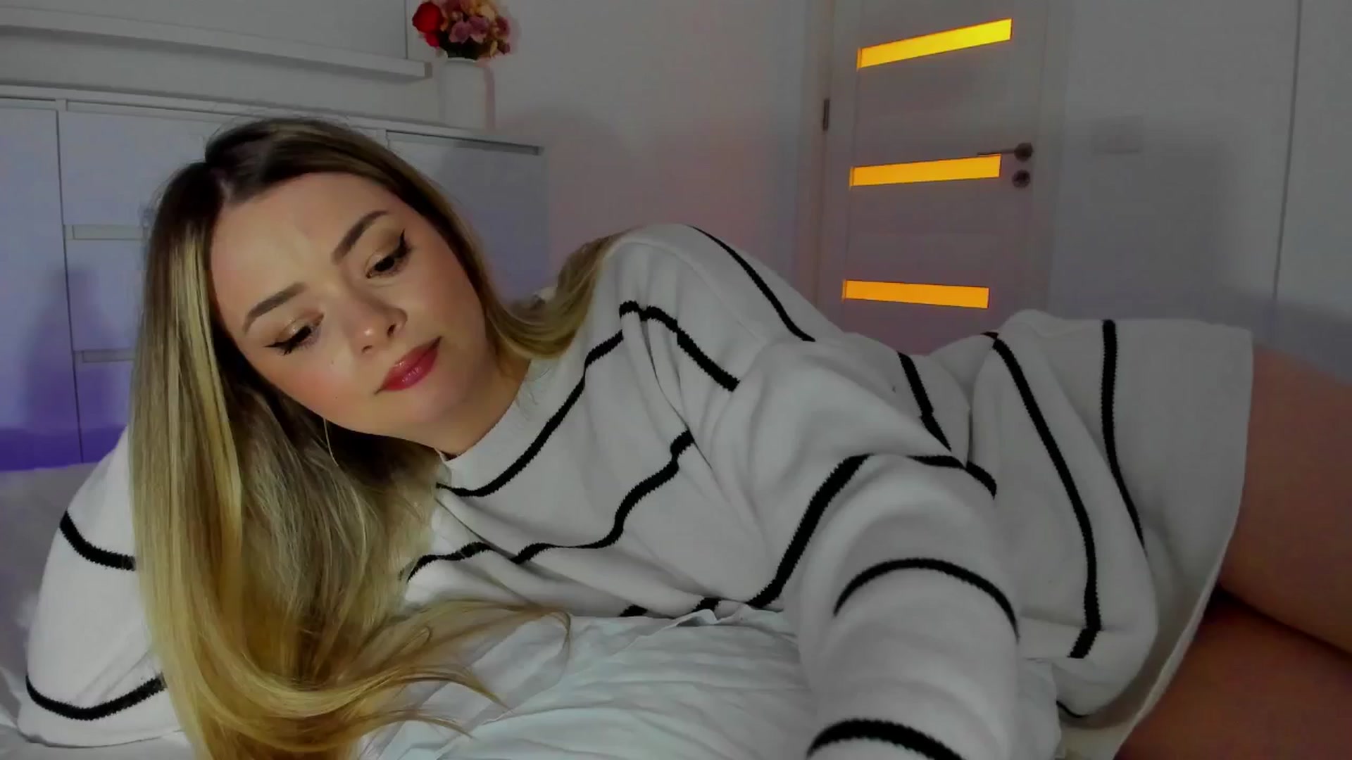 Gallery image thumbnail from Kailynn23's myfreecams stream on, 03/25/2026, 02:23 image 8 of 20