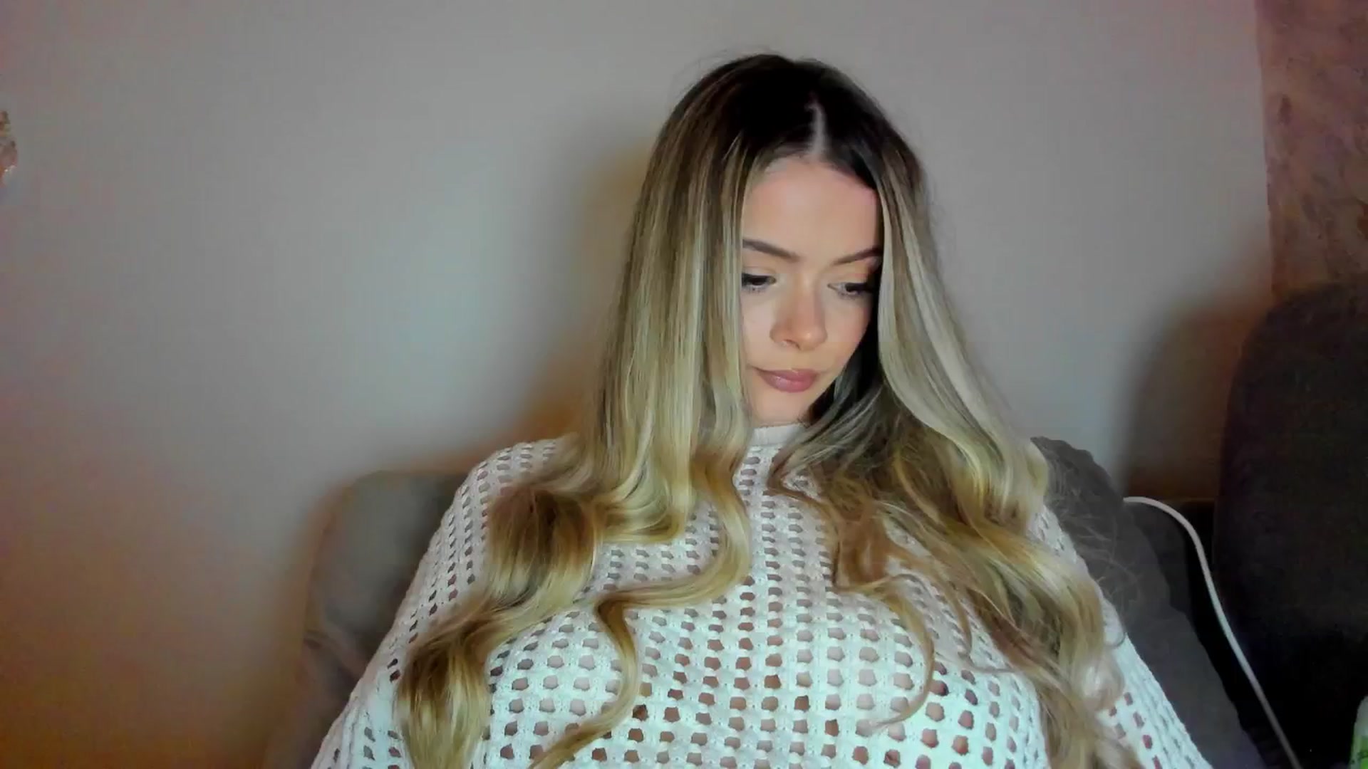 Gallery image thumbnail from Kailynn23's myfreecams stream on, 04/19/2026, 23:10 image 3 of 20