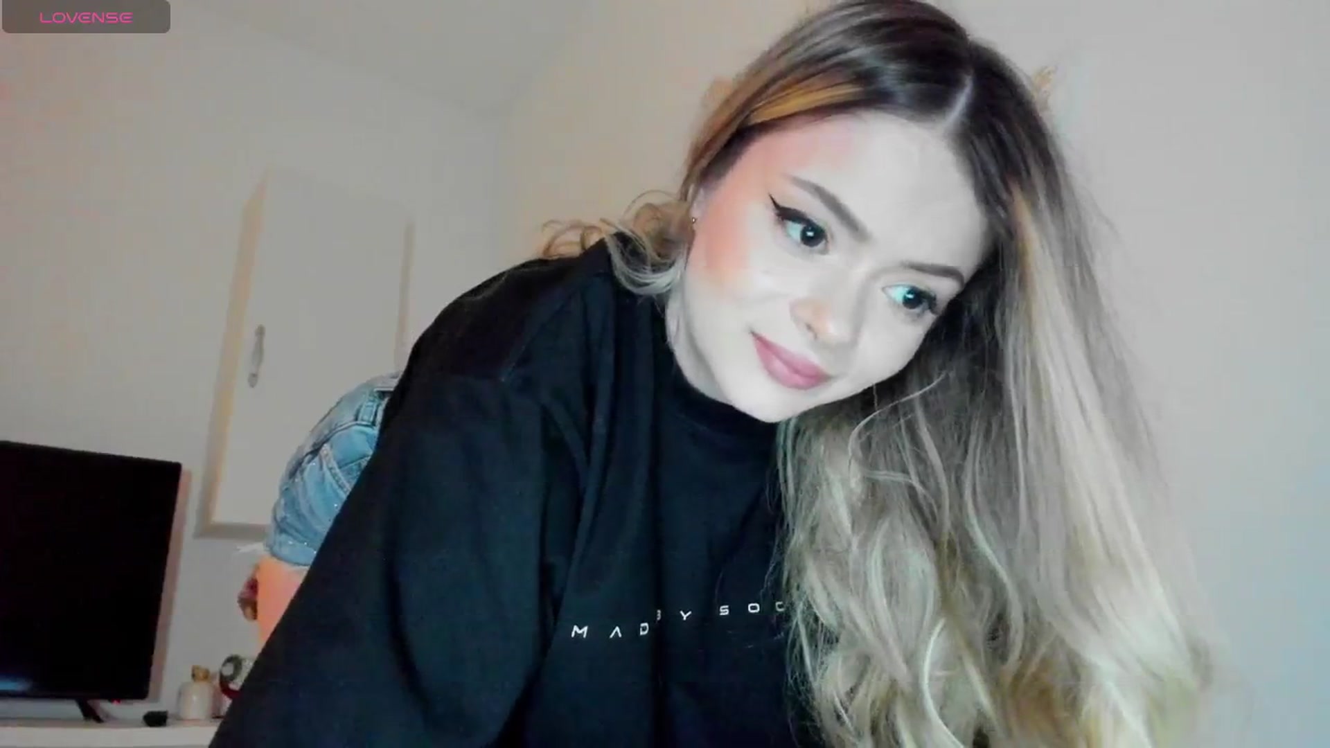 Gallery image thumbnail from Kailynn23's myfreecams stream on, 04/20/2026, 02:21 image 16 of 20
