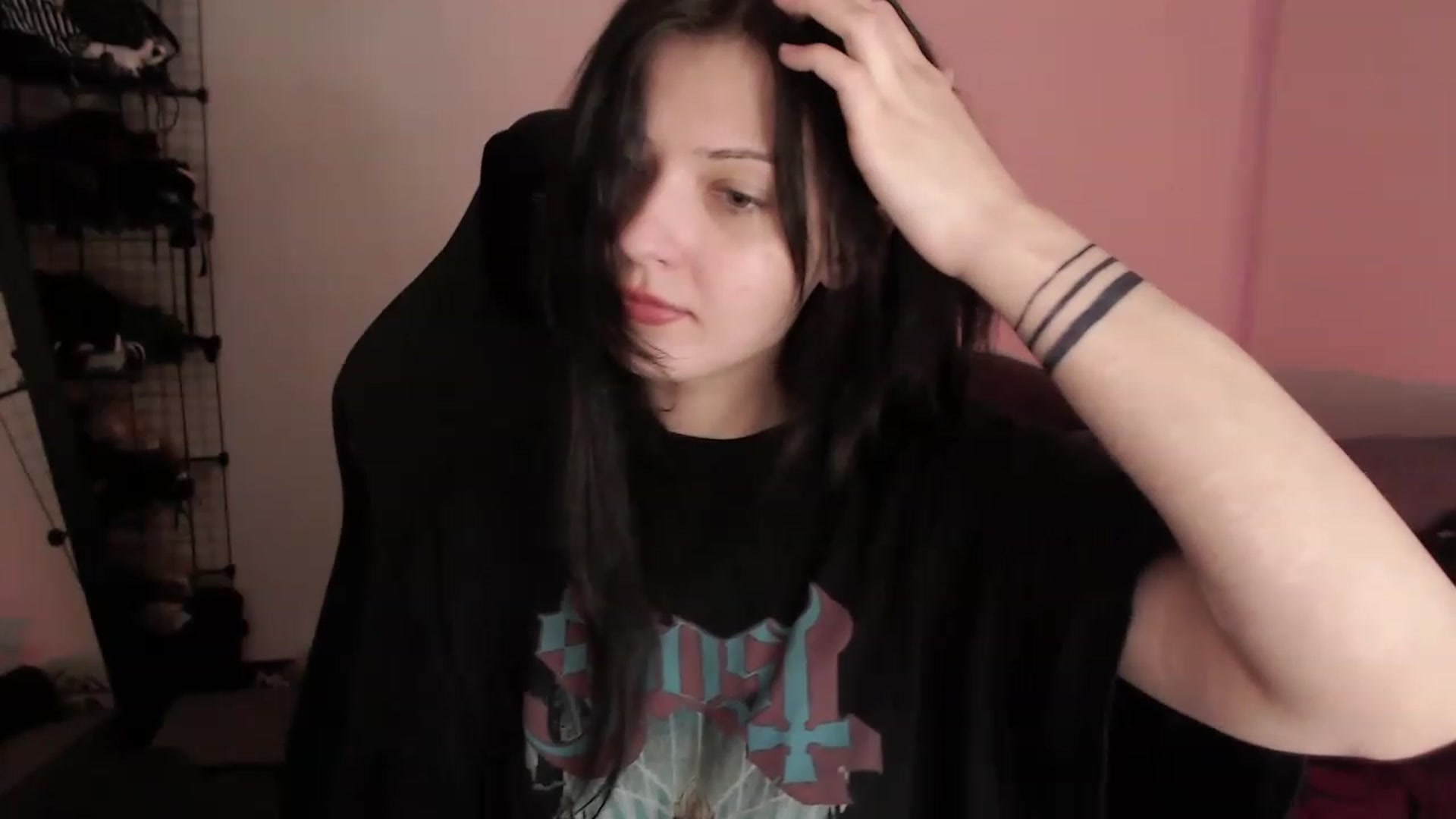 Gallery image thumbnail from KainPiller's myfreecams stream on, 05/31/2023, 07:30 image 17 of 20