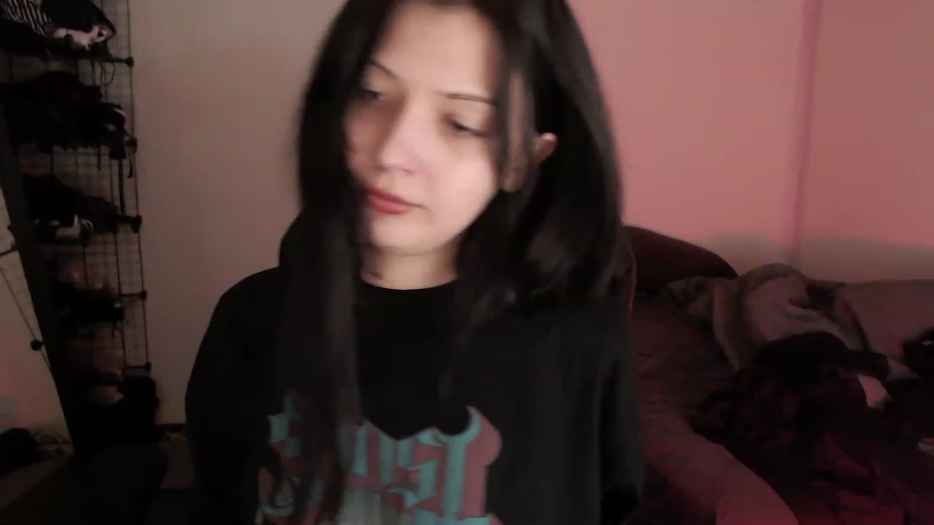 Gallery image thumbnail from KainPiller's myfreecams stream on, 05/31/2023, 07:30 image 18 of 20