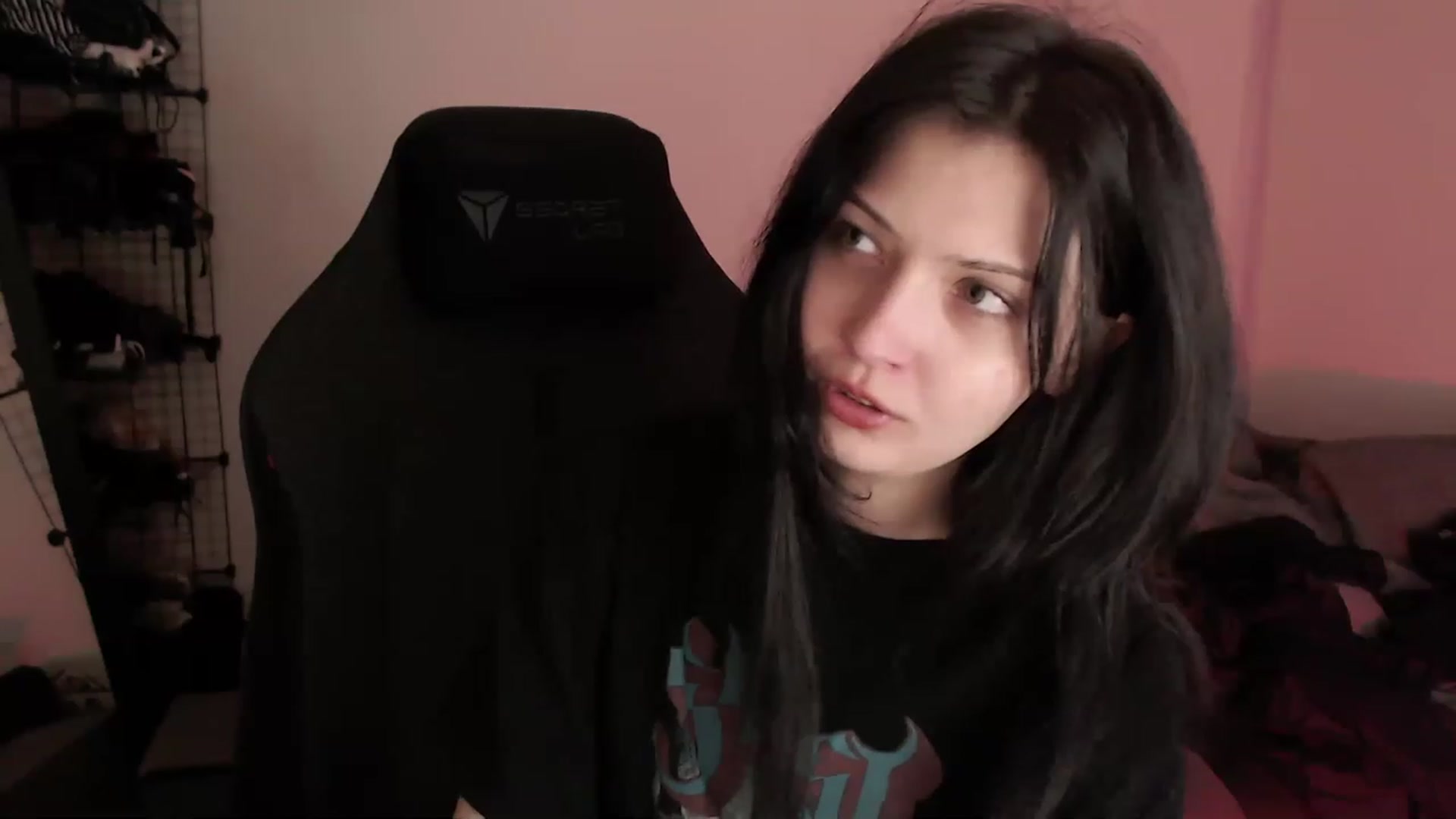 Gallery image thumbnail from KainPiller's myfreecams stream on, 05/31/2023, 07:30 image 19 of 20