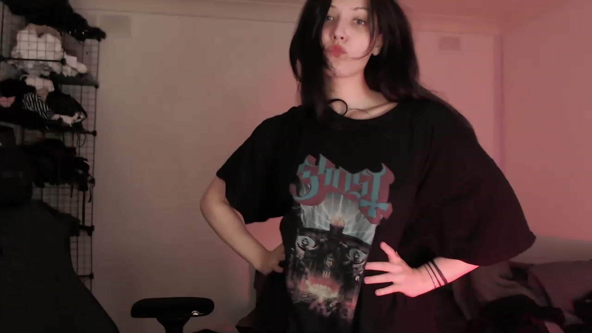 Gallery image thumbnail from KainPiller's myfreecams stream on, 05/31/2023, 07:30 image 11 of 20