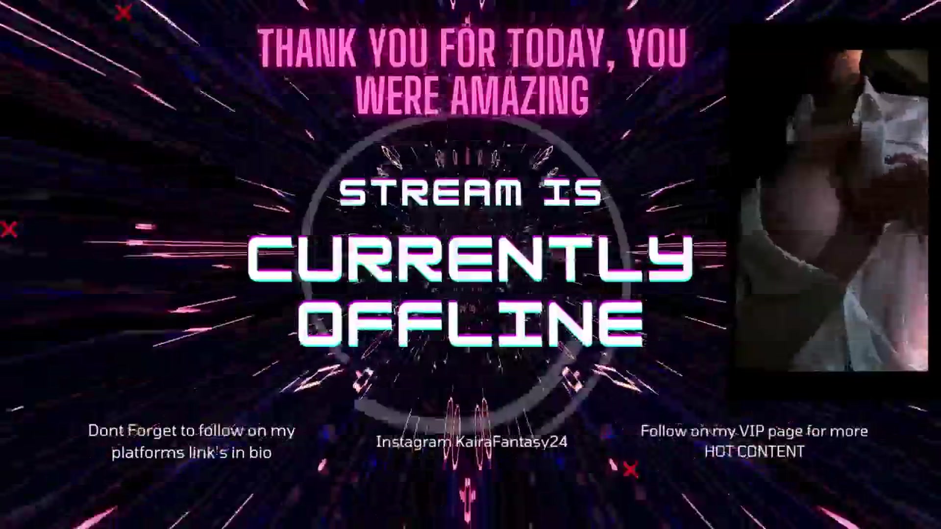 Gallery image thumbnail from KairaFantasy's myfreecams stream on, 12/11/2024, 20:24 image 18 of 20