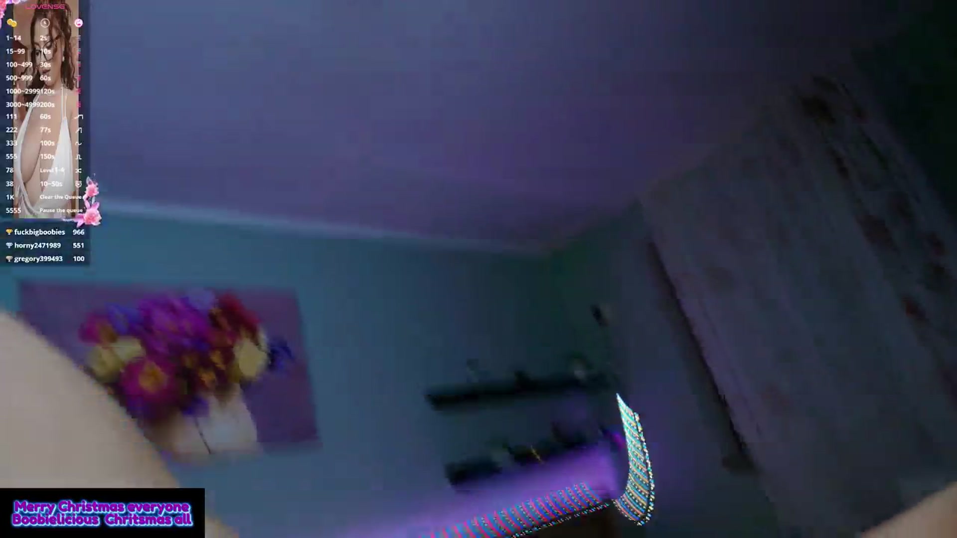 Gallery image thumbnail from KairaFantasy's myfreecams stream on, 12/24/2024, 21:02 image 13 of 20
