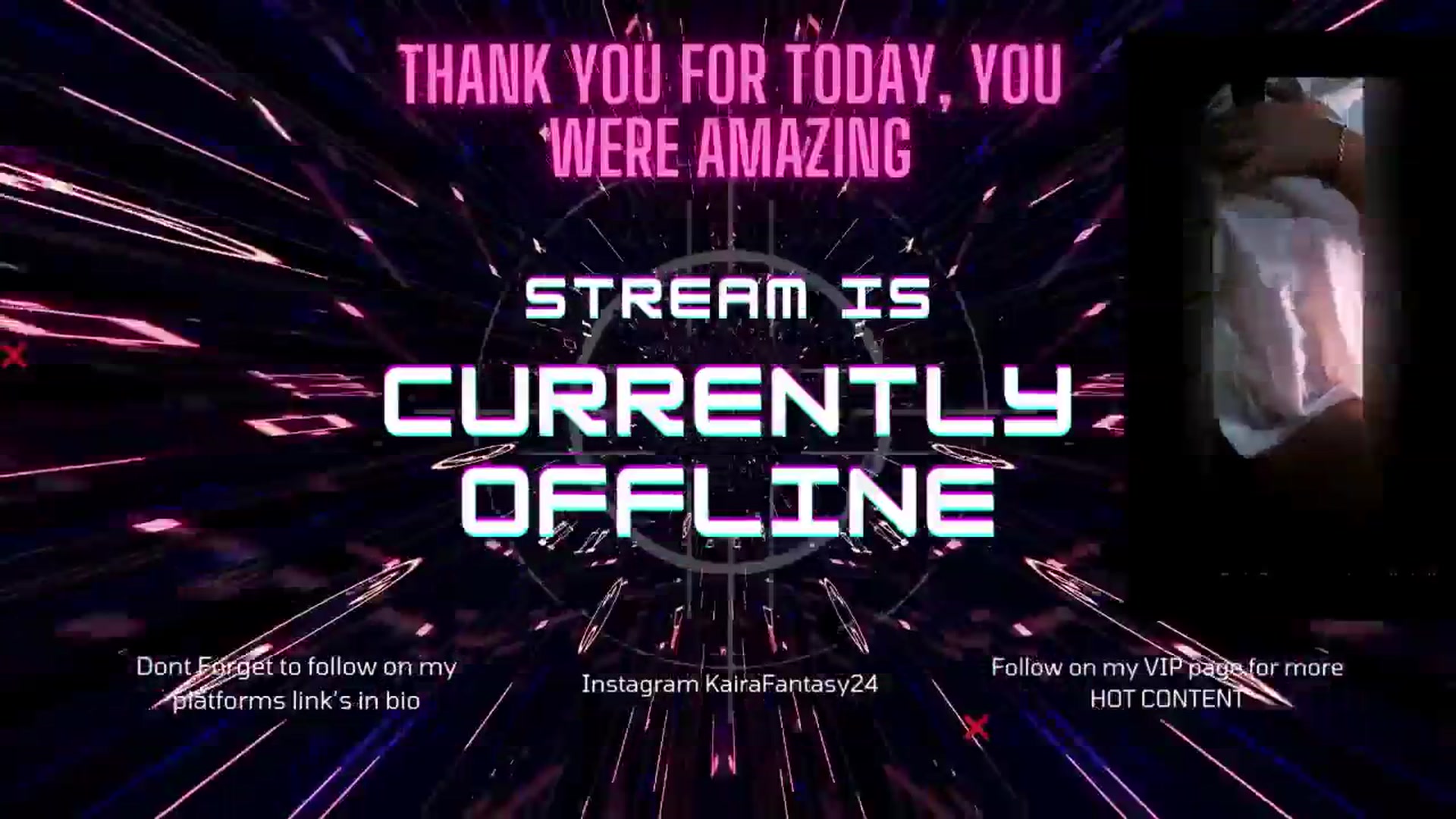Gallery image thumbnail from KairaFantasy's myfreecams stream on, 12/30/2024, 20:36 image 18 of 20