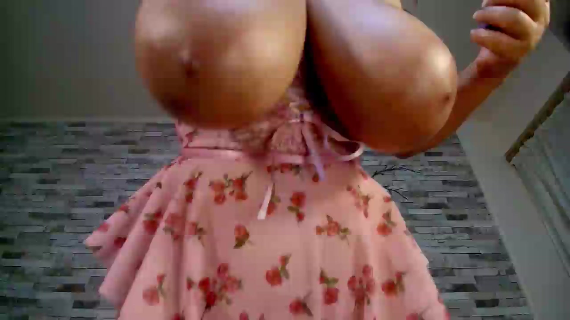 Gallery image thumbnail from KairaFantasy's myfreecams stream on, 07/10/2026, 19:49 image 19 of 20