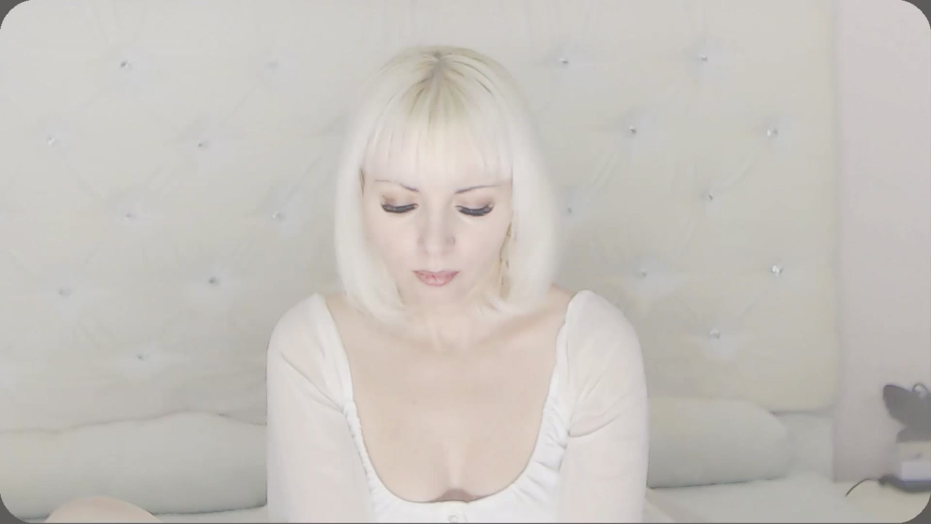 Gallery image thumbnail from Kaiserine's myfreecams stream on, 02/03/2024, 01:35 image 9 of 20