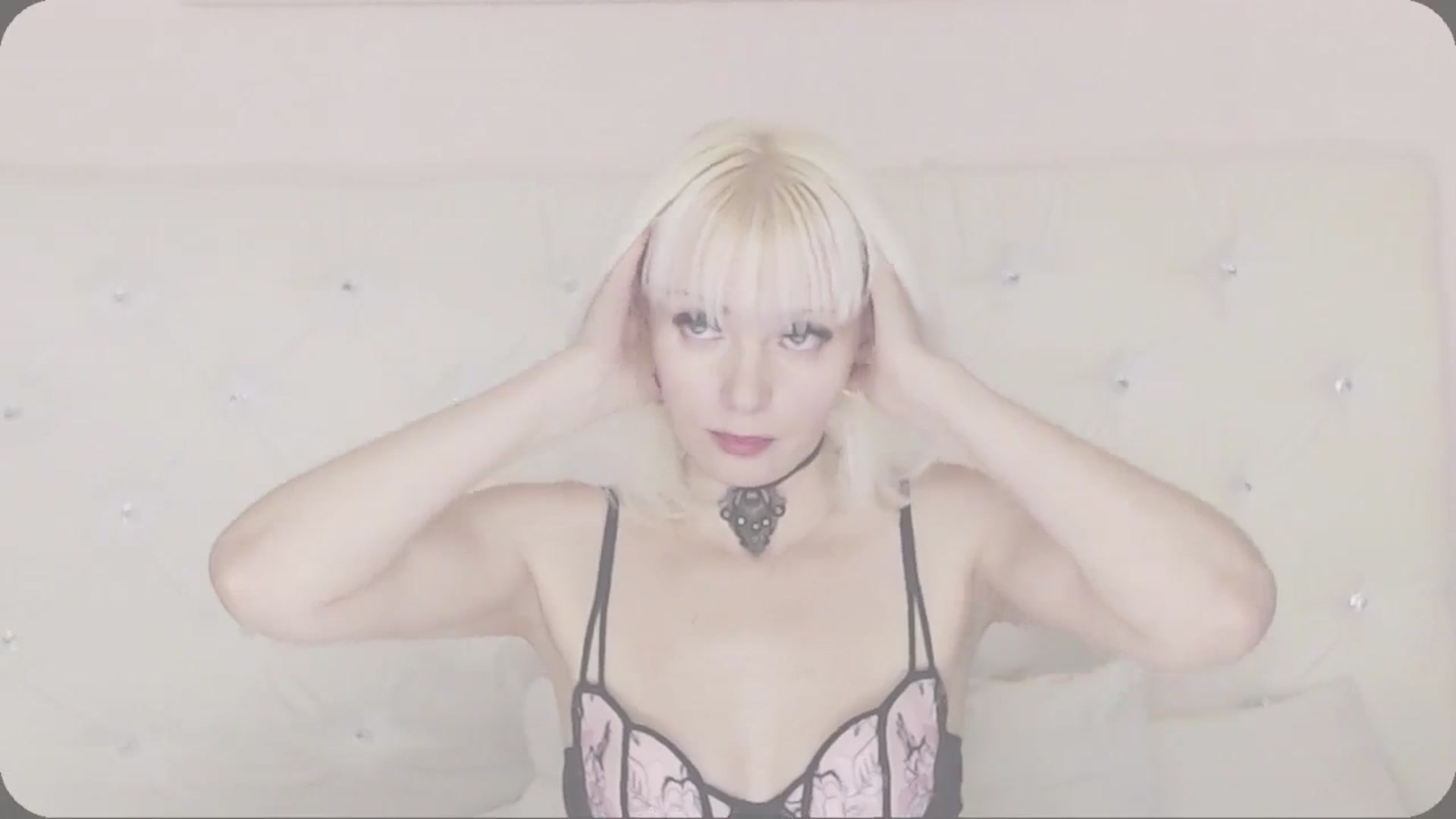Gallery image thumbnail from Kaiserine's myfreecams stream on, 02/22/2024, 23:53 image 11 of 20