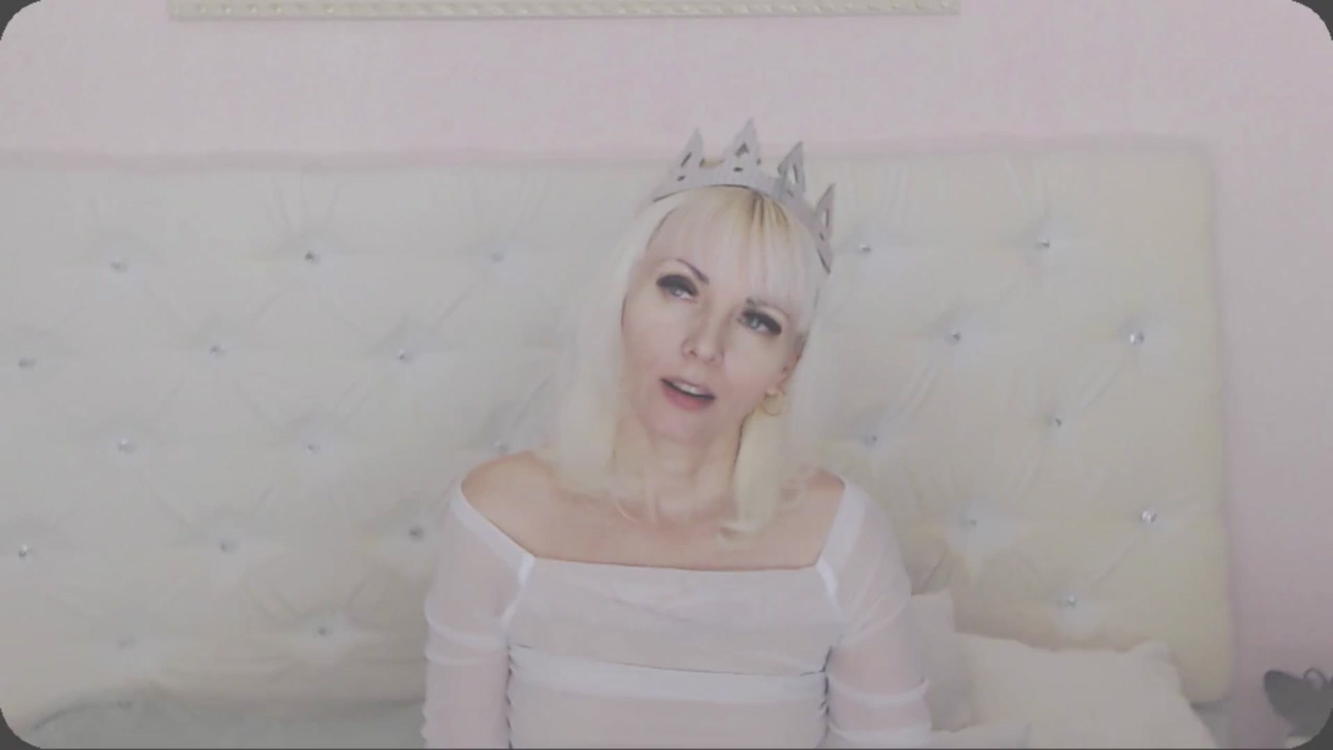 Gallery image thumbnail from Kaiserine's myfreecams stream on, 05/09/2024, 22:21 image 8 of 20