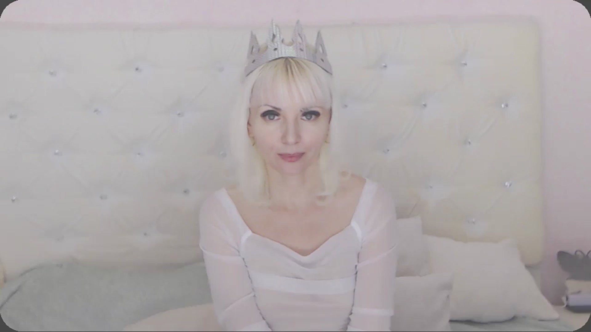 Gallery image thumbnail from Kaiserine's myfreecams stream on, 05/09/2024, 22:21 image 10 of 20