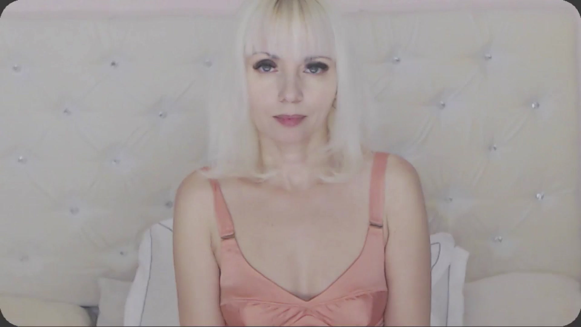 Gallery image thumbnail from Kaiserine's myfreecams stream on, 05/16/2024, 02:28 image 16 of 20