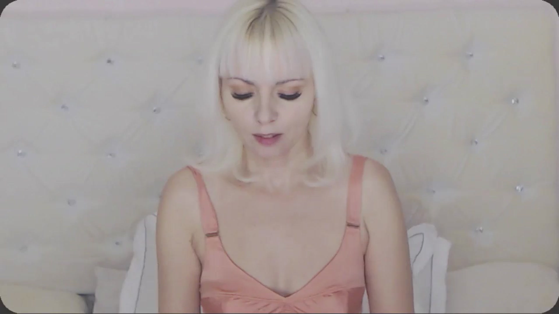 Gallery image thumbnail from Kaiserine's myfreecams stream on, 05/16/2024, 02:28 image 6 of 20