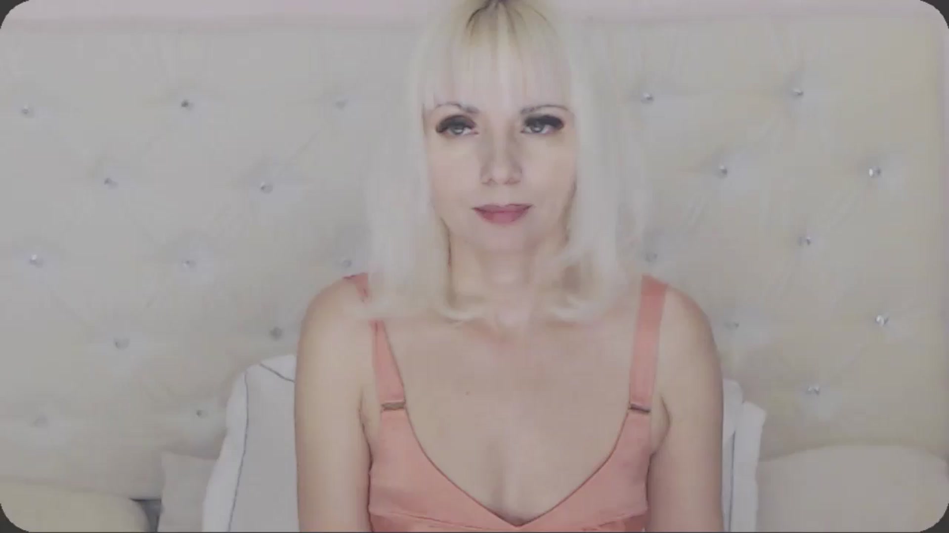 Gallery image thumbnail from Kaiserine's myfreecams stream on, 05/16/2024, 02:28 image 11 of 20