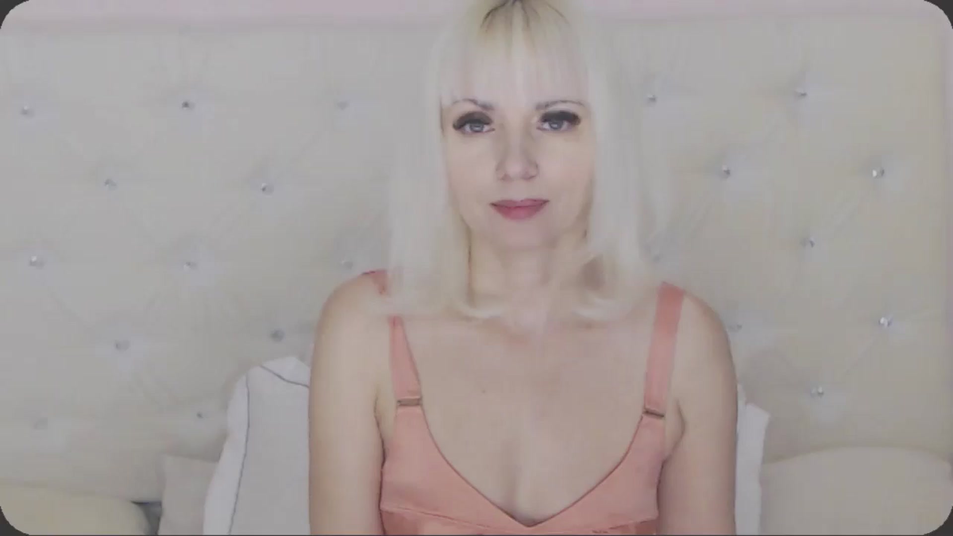 Gallery image thumbnail from Kaiserine's myfreecams stream on, 05/16/2024, 02:28 image 10 of 20