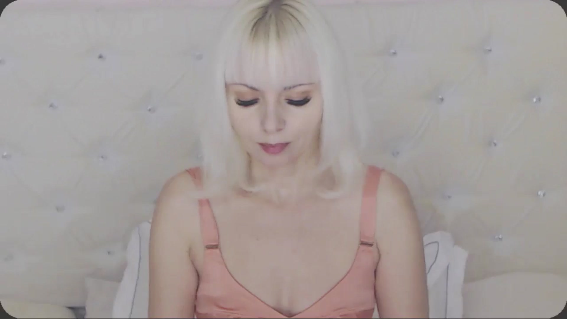 Gallery image thumbnail from Kaiserine's myfreecams stream on, 05/16/2024, 02:28 image 4 of 20