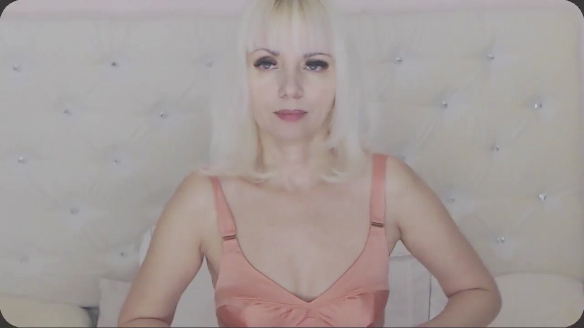 Gallery image thumbnail from Kaiserine's myfreecams stream on, 05/16/2024, 02:28 image 9 of 20