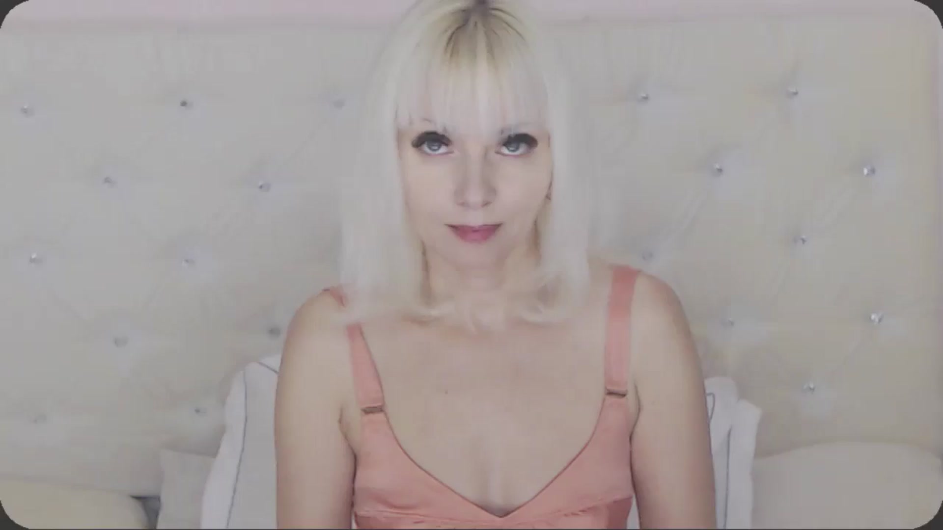Gallery image thumbnail from Kaiserine's myfreecams stream on, 05/16/2024, 02:28 image 18 of 20