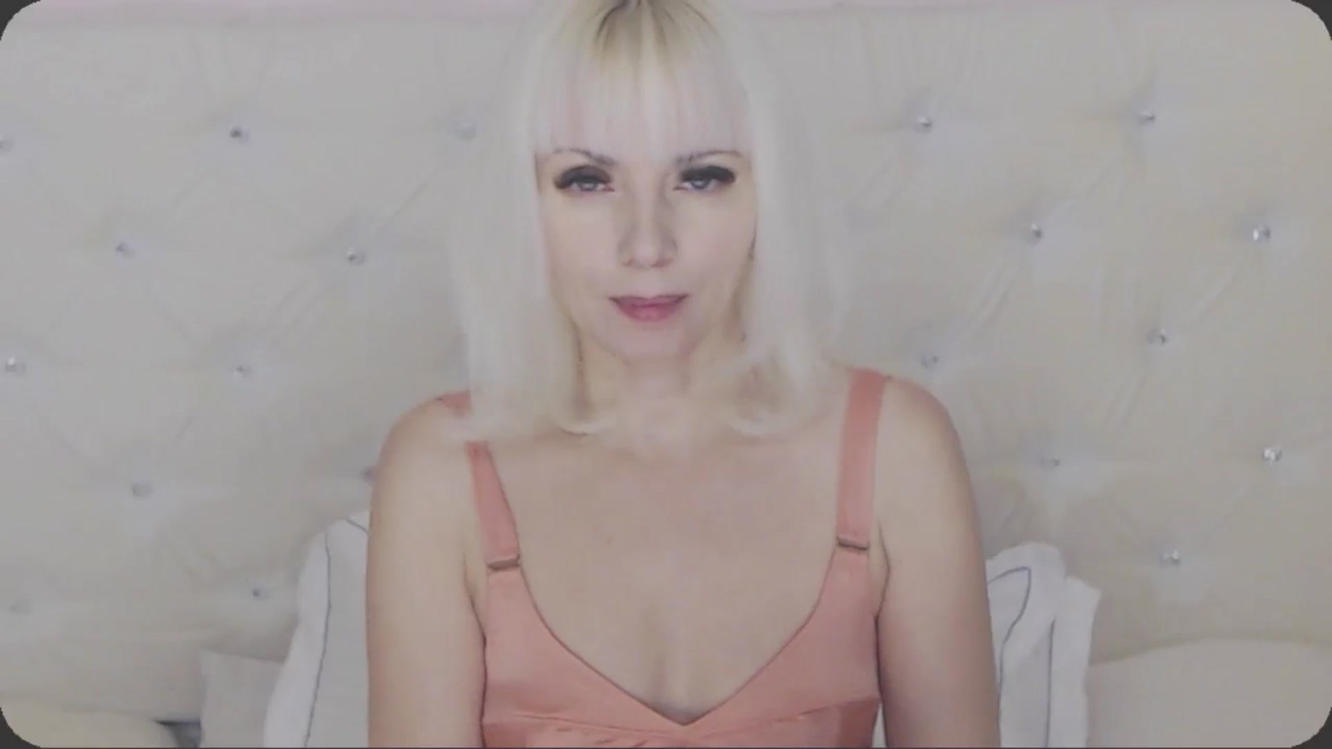 Gallery image thumbnail from Kaiserine's myfreecams stream on, 05/16/2024, 02:28 image 2 of 20