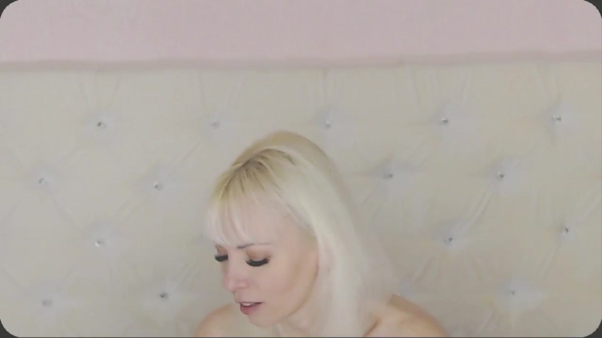 Gallery image thumbnail from Kaiserine's myfreecams stream on, 06/23/2024, 03:10 image 3 of 20