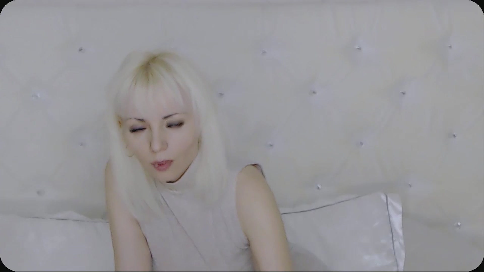 Gallery image thumbnail from Kaiserine's myfreecams stream on, 10/05/2024, 03:22 image 12 of 20