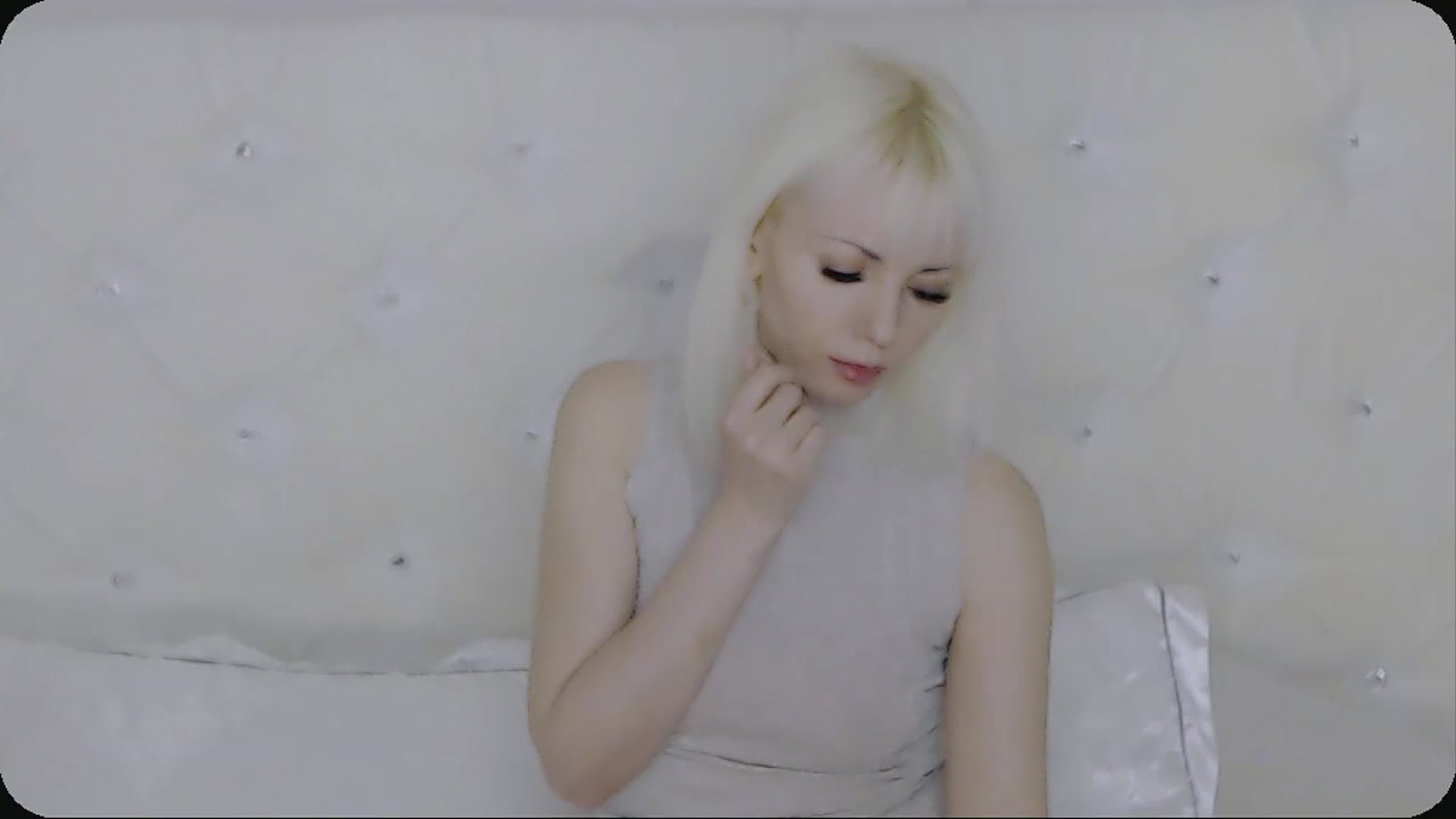 Gallery image thumbnail from Kaiserine's myfreecams stream on, 10/05/2024, 03:22 image 13 of 20